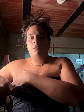 Snapshot of tattys_sexy chatting on October 2025 10:53:02 PM tattys sexy online show from October 2025 10:53:02 PM