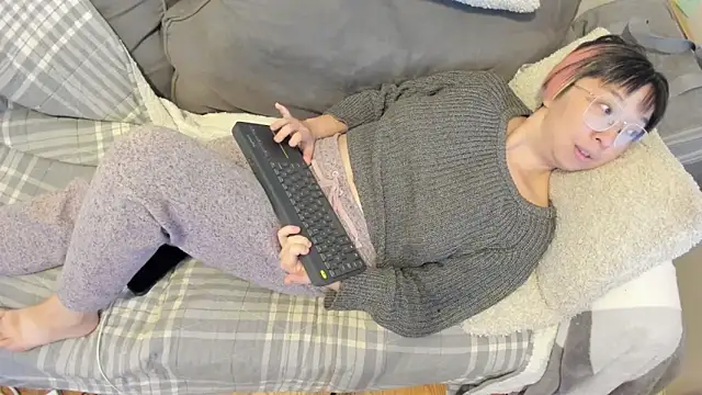 luxgray online show from October 2025 10:21:02 PM