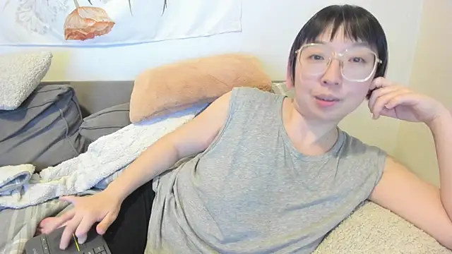 luxgray online show from February 2026 12:20:02 AM