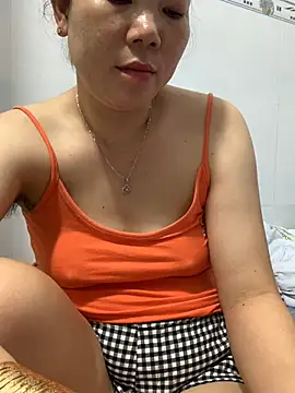 Snapshot of Baby-bigtits chatting on February 2025 07:45:02 AM Baby-bigtits online show from February 2025 07:45:02 AM