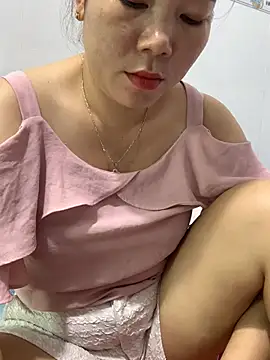 Snapshot of Baby-bigtits chatting on February 2025 02:59:01 AM Baby-bigtits online show from February 2025 02:59:01 AM