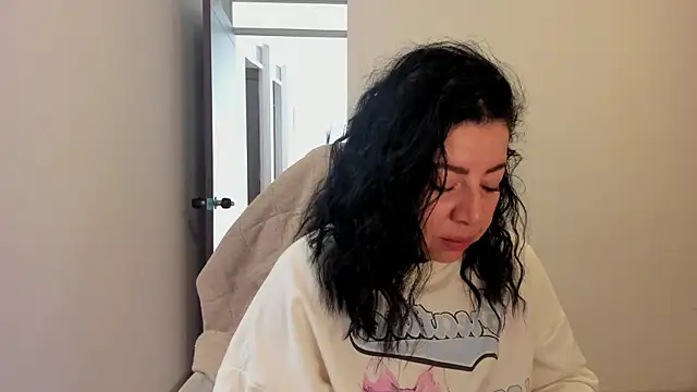 Snapshot of Im_coco chatting on April 2026 12:32:01 PM Im coco online show from April 2026 12:32:01 PM