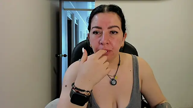 Snapshot of Im_coco chatting on May 2026 12:46:02 PM Im coco online show from May 2026 12:46:02 PM