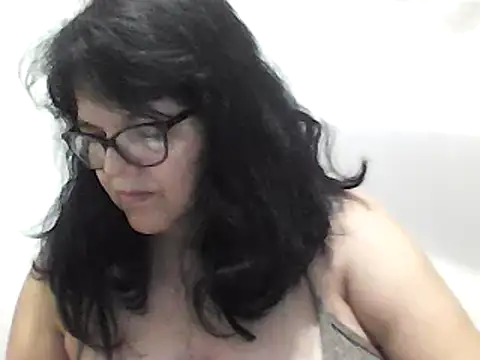 Snapshot of kassandra02 chatting on January 2025 01:58:01 PM kassandra02 online show from January 2025 01:58:01 PM
