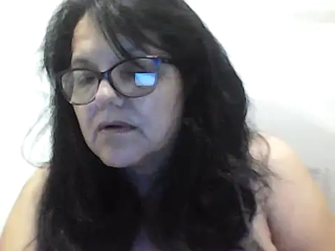 Snapshot of kassandra02 chatting on January 2025 03:34:02 PM kassandra02 online show from January 2025 03:34:02 PM