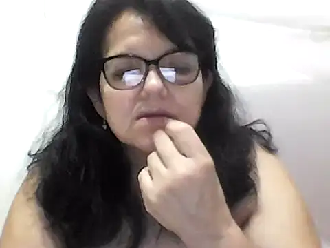 Snapshot of kassandra02 chatting on January 2025 04:50:02 PM kassandra02 online show from January 2025 04:50:02 PM