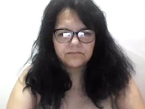 Snapshot of kassandra02 chatting on January 2025 01:17:01 PM kassandra02 online show from January 2025 01:17:01 PM