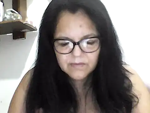 Snapshot of kassandra02 chatting on January 2025 01:32:01 PM kassandra02 online show from January 2025 01:32:01 PM