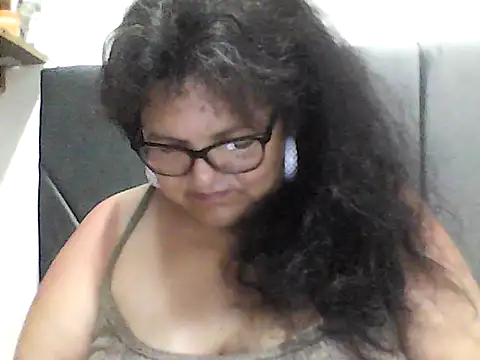 Snapshot of kassandra02 chatting on September 2025 01:34:02 PM kassandra02 online show from September 2025 01:34:02 PM