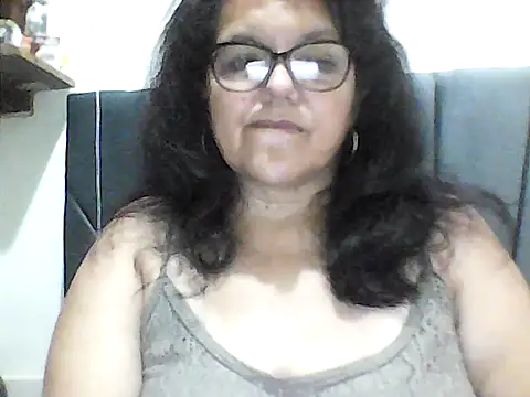 Snapshot of kassandra02 chatting on October 2025 02:52:01 AM kassandra02 online show from October 2025 02:52:01 AM