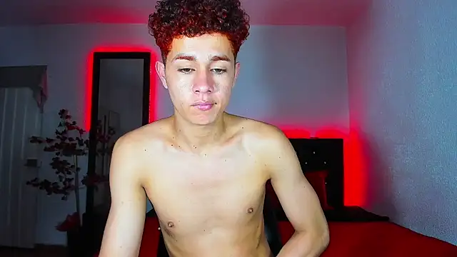 Snapshot of DavidfullOFlove chatting on January 2025 09:02:02 AM DavidfullOFlove online show from January 2025 09:02:02 AM