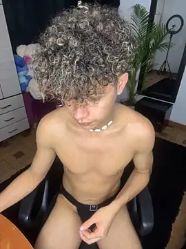 Snapshot of DavidfullOFlove chatting on October 2025 01:35:01 AM DavidfullOFlove online show from October 2025 01:35:01 AM