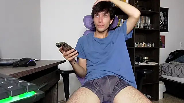 alex connorr online show from November 2025 04:00:01 AM