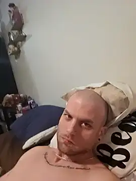 GeneralXMillyX online show from January 2025 02:40:02 PM