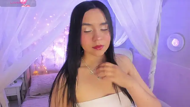 Snapshot of Hanna__Becker_ chatting on March 2025 03:29:01 AM Hanna  Becker  online show from March 2025 03:29:01 AM