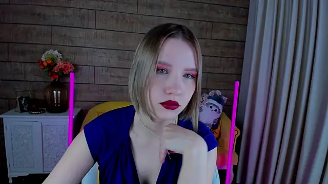 LiliLinn online show from January 2025 04:29:01 AM