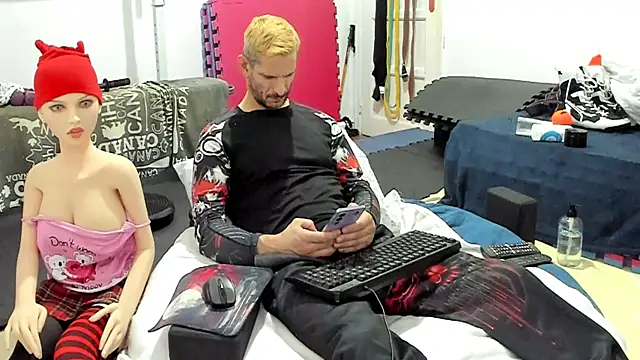 Snapshot of Samurayjiu chatting on November 2025 05:07:01 PM Samurayjiu online show from November 2025 05:07:01 PM