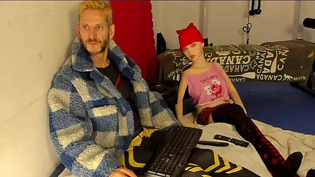 Snapshot of Samurayjiu chatting on November 2025 12:43:02 AM Samurayjiu online show from November 2025 12:43:02 AM