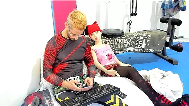 Snapshot of Samurayjiu chatting on November 2025 01:44:02 PM Samurayjiu online show from November 2025 01:44:02 PM