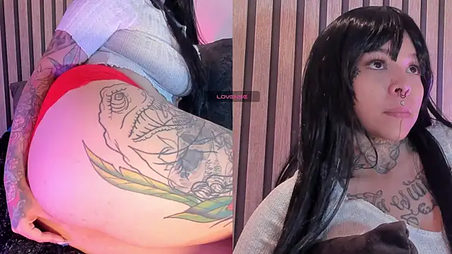 Snapshot of NinaInk chatting on February 2026 12:54:01 PM NinaInk online show from February 2026 12:54:01 PM