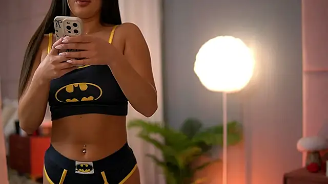 AlmaLuv online show from February 2026 05:05:01 AM