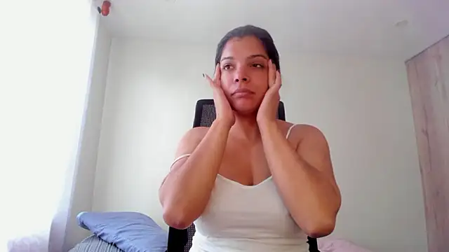 Sweetdreamses  online show from March 2026 02:02:02 PM