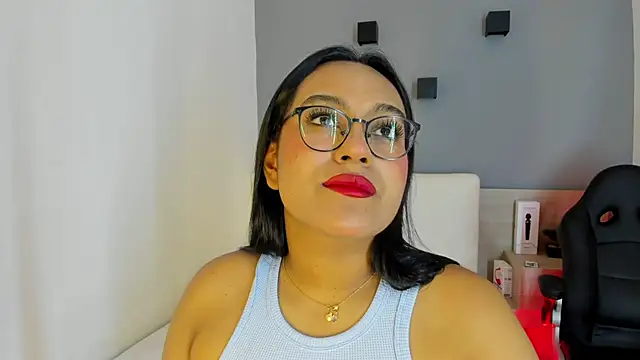 Snapshot of ellamontoya chatting on January 2025 04:12:01 AM ellamontoya online show from January 2025 04:12:01 AM