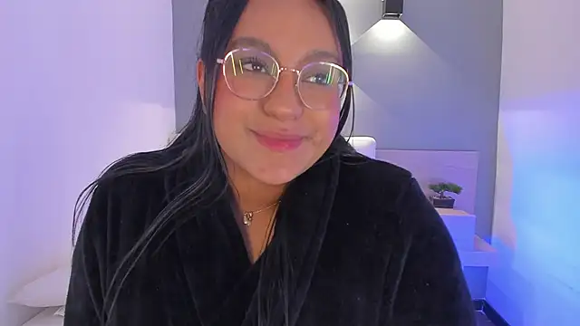 Snapshot of ellamontoya chatting on February 2025 07:23:01 AM ellamontoya online show from February 2025 07:23:01 AM