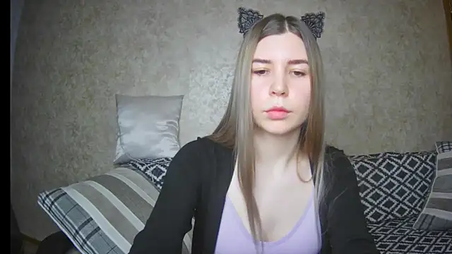 ElllaNuar online show from February 2025 04:14:02 AM