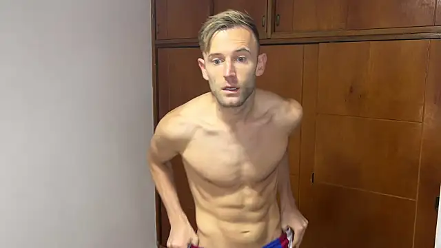 Snapshot of aquilesmade chatting on December 2024 03:42:01 PM aquilesmade online show from December 2024 03:42:01 PM