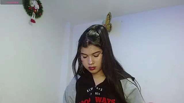 SophiaMeyerst online show from February 2026 04:11:02 PM