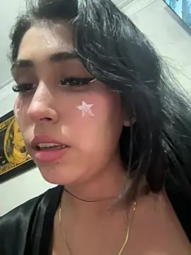 emma  cute   online show from January 2025 03:47:01 PM