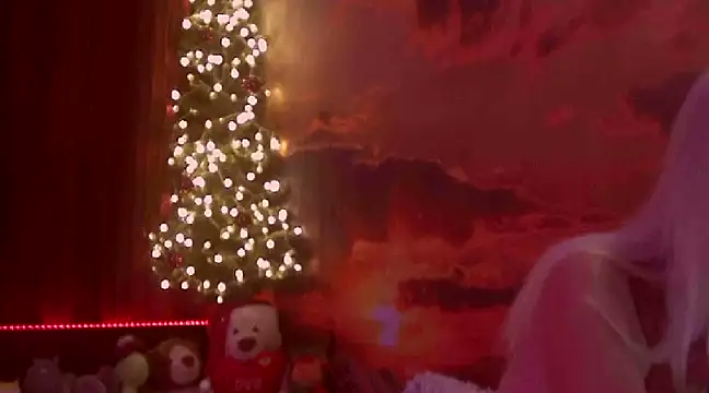 MoniCutex online show from December 2024 01:57:02 AM