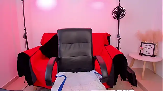 Snapshot of cloy_baby__ chatting on January 2025 02:04:01 PM cloy baby online show from January 2025 02:04:01 PM