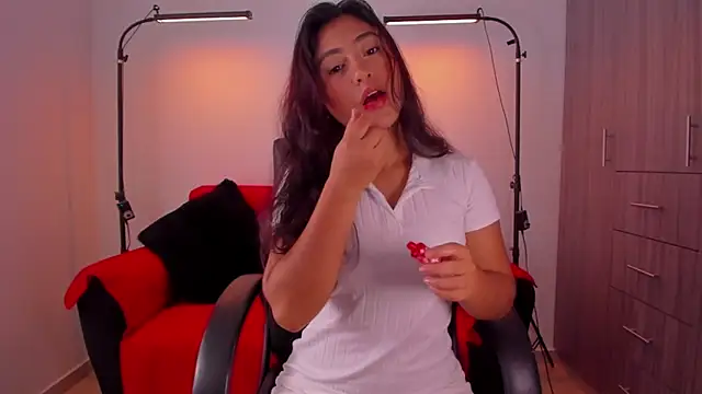 Snapshot of cloy_baby__ chatting on April 2026 12:29:02 PM cloy baby online show from April 2026 12:29:02 PM