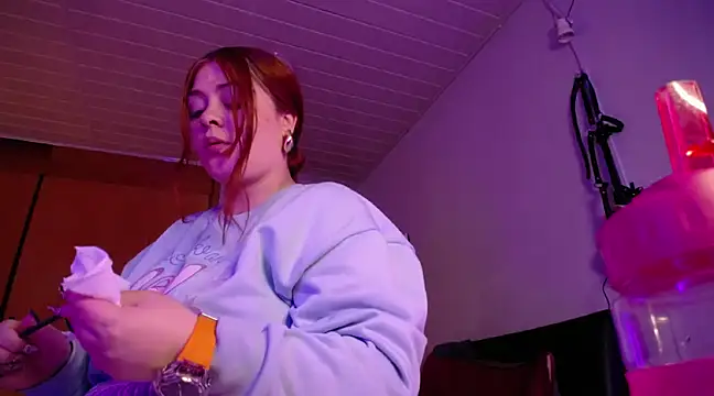 Layna cold online show from February 2025 09:58:02 PM