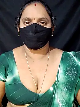 vintage-vibs online show from February 2025 05:33:01 PM