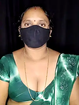 vintage-vibs online show from October 2025 05:35:01 PM