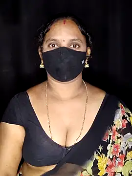 vintage-vibs online show from April 2026 05:57:01 PM