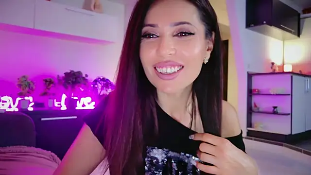 Snapshot of MissSmiley26 chatting on May 2026 10:47:02 PM MissSmiley26 online show from May 2026 10:47:02 PM