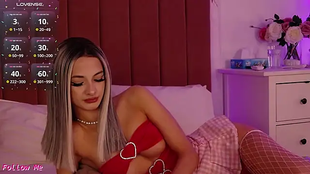 PinkySparks online show from February 2026 07:01:02 PM