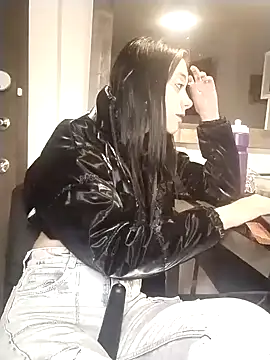 Isabella 21x online show from February 2025 12:26:02 PM