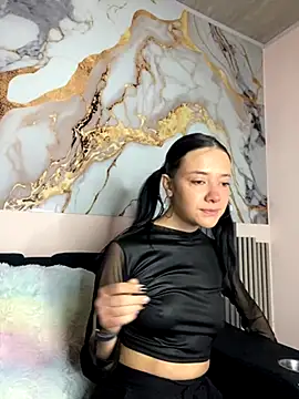 Isabella 21x online show from September 2025 12:38:01 PM