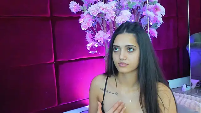 Alexxa online show from October 2025 05:59:01 PM