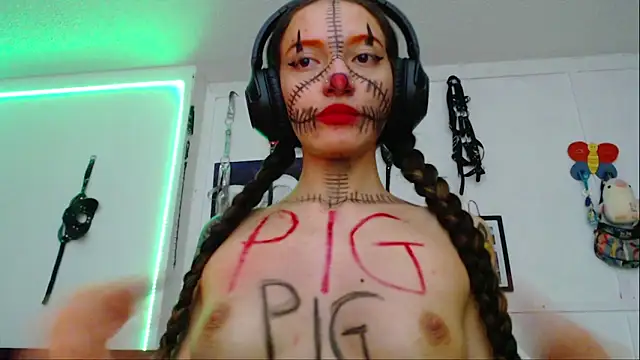 Eloise-brown online show from January 2025 11:43:01 PM