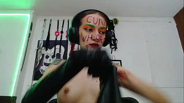 Eloise-brown online show from January 2025 11:54:01 PM