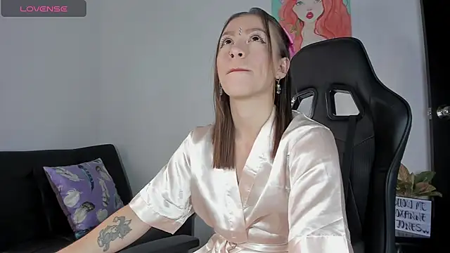 roxanne jones1 online show from April 2026 07:54:01 PM