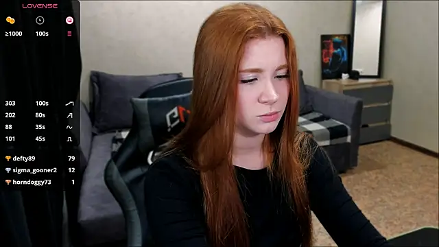 Snapshot of Freckle_Diyana chatting on December 2024 01:58:02 AM Freckle Diyana online show from December 2024 01:58:02 AM