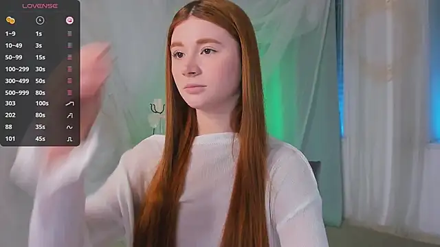 Snapshot of Freckle_Diyana chatting on January 2025 10:51:02 PM Freckle Diyana online show from January 2025 10:51:02 PM