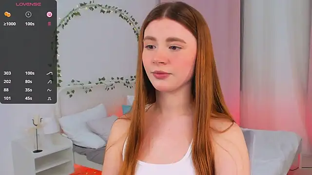 Snapshot of Freckle_Diyana chatting on March 2025 10:10:01 PM Freckle Diyana online show from March 2025 10:10:01 PM